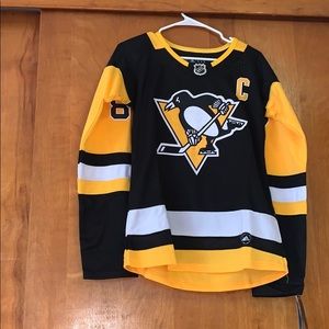 Pittsburgh Penguins jersey, women’s size M
